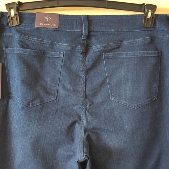 NYDJ Marilyn Straight Plus Size Jeans 18 - Picture 7 of 16
